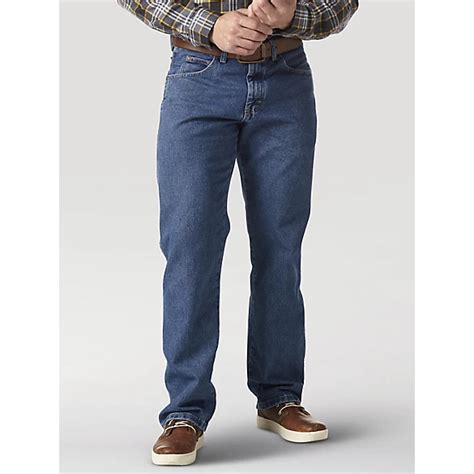 wrangler rugged wear relaxed fit jeans